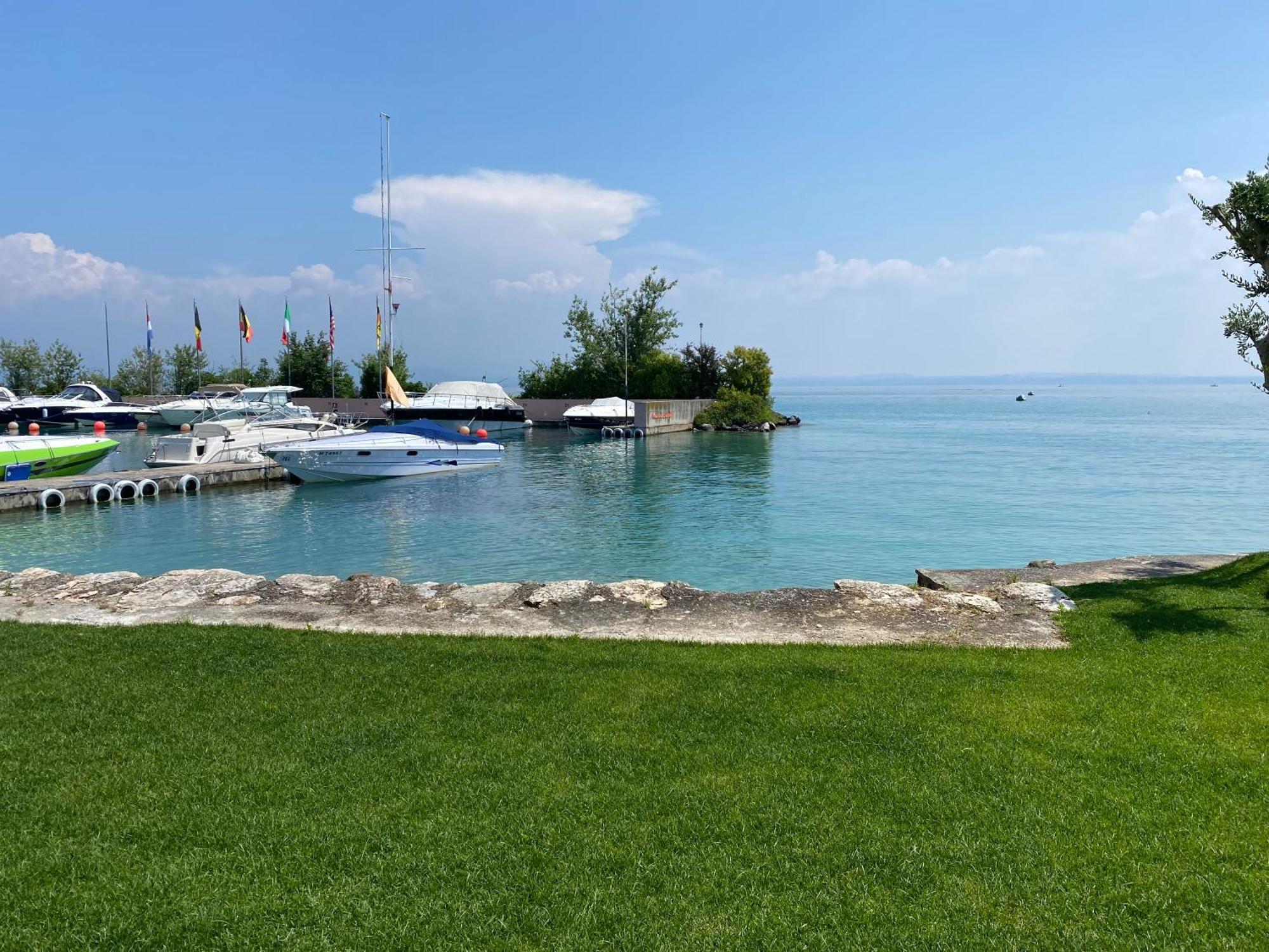 Sirmio Apartments - Darsena Stay Sirmione Exterior foto