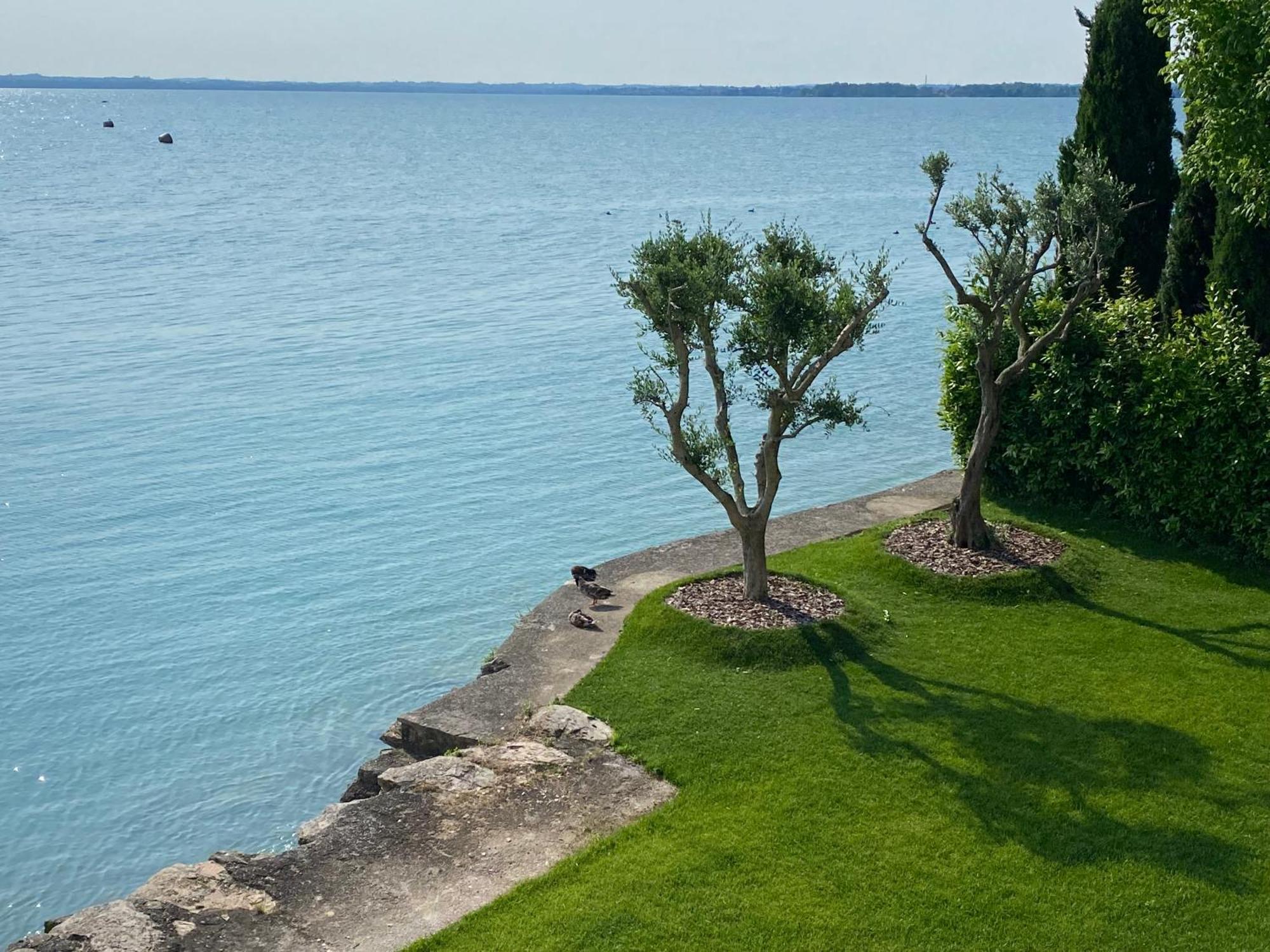 Sirmio Apartments - Darsena Stay Sirmione Exterior foto