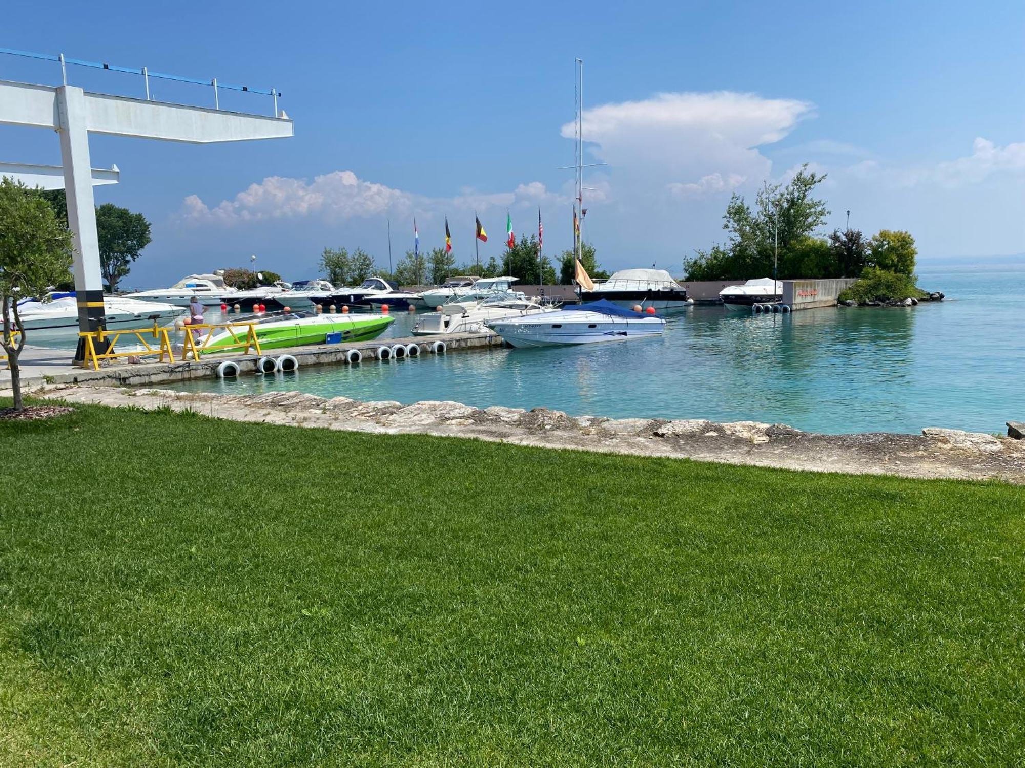 Sirmio Apartments - Darsena Stay Sirmione Exterior foto