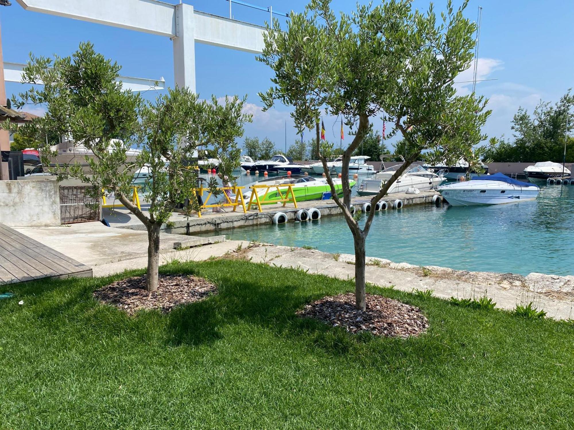 Sirmio Apartments - Darsena Stay Sirmione Exterior foto
